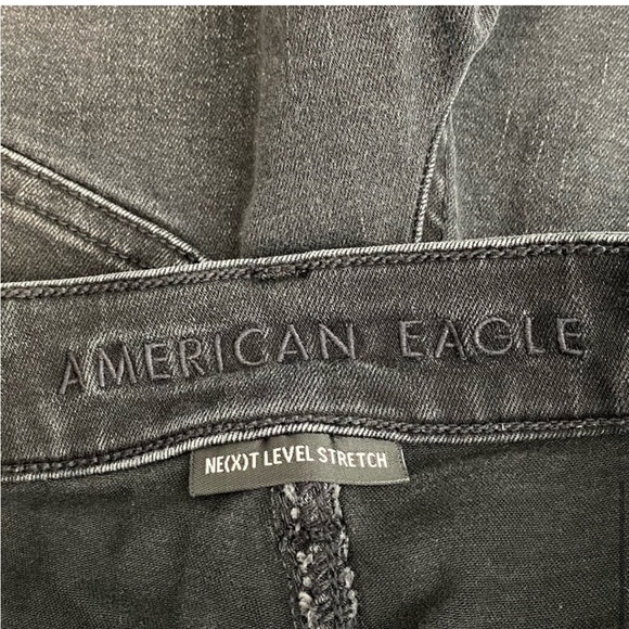 American Eagle Next Level Stretch
Black 4-Button Fly Midi Cuffed Shorts - Picture 10 of 10